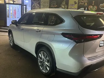 Toyota Highlander 2025 года за 29 000 000 тг. в Алматы – фото 4
