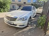 Mercedes-Benz S 500 2010 года за 12 000 000 тг. в Актобе – фото 3