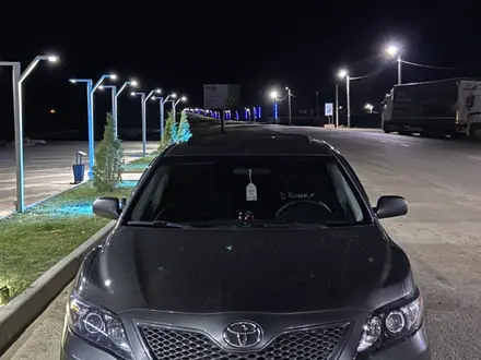 Toyota Camry 2011 года за 5 500 000 тг. в Актобе – фото 38