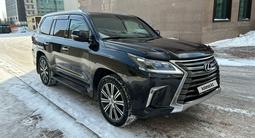 Lexus LX 570 2017 года за 37 000 000 тг. в Астана