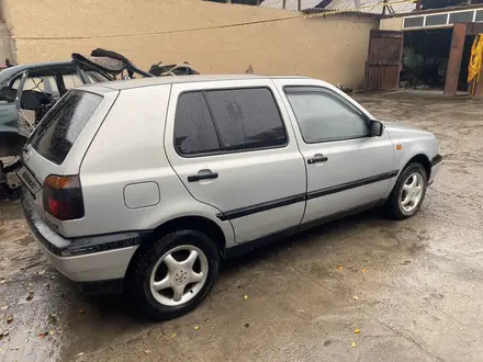 Volkswagen Golf 1993 года за 1 700 000 тг. в Жаркент – фото 2