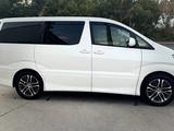 Toyota Alphard 2004 года за 8 800 000 тг. в Уральск – фото 2