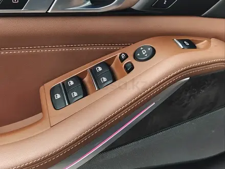 BMW X5 2025 года за 57 500 000 тг. в Алматы – фото 15