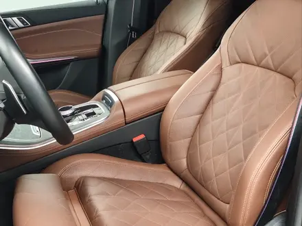 BMW X5 2025 года за 57 500 000 тг. в Алматы – фото 7
