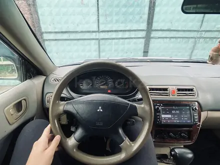 Mitsubishi Galant 2001 года за 1 400 000 тг. в Алматы – фото 7