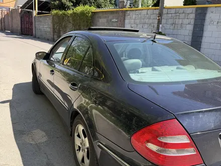 Mercedes-Benz E 320 2003 года за 5 000 000 тг. в Алматы – фото 4