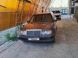 Mercedes-Benz E 230 1992 годаүшін1 350 000 тг. в Усть-Каменогорск – фото 3
