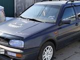 Volkswagen Golf 1993 года за 1 500 000 тг. в Алматы