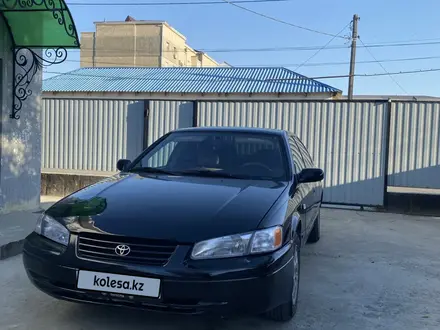 Toyota Camry 1999 года за 2 500 000 тг. в Атырау