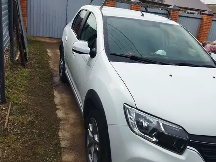 Renault Logan Stepway 2019 года за 6 500 000 тг. в Уральск – фото 2