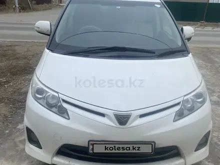 Toyota Estima 2010 года за 5 700 000 тг. в Атырау