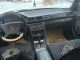 Mercedes-Benz E 300 1989 годаүшін1 400 000 тг. в Караганда