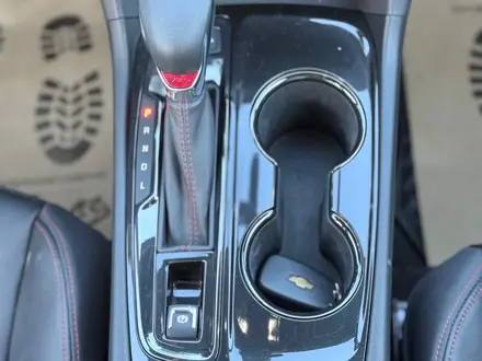 Chevrolet Equinox 2021 года за 14 590 000 тг. в Шымкент – фото 11