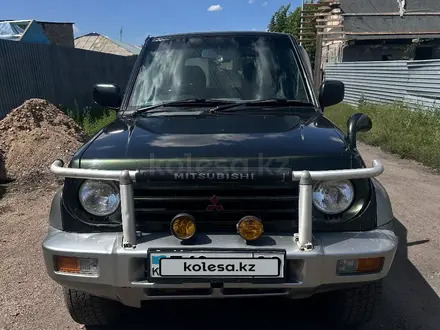 Mitsubishi Pajero 1996 года за 2 400 000 тг. в Караганда