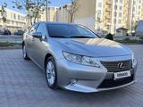 Lexus ES 300h 2015 годаүшін9 300 000 тг. в Актау – фото 3