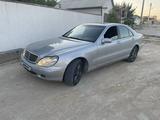 Mercedes-Benz S 320 2002 года за 4 500 000 тг. в Жанаозен