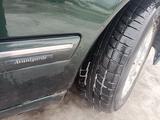 Mercedes-Benz E 280 1999 года за 2 200 000 тг. в Усть-Каменогорск – фото 4