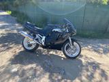 Suzuki  GSX-R 750 1995 годаүшін500 000 тг. в Уральск – фото 2