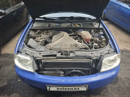 Audi A6 2001 года за 2 600 000 тг. в Алматы – фото 9