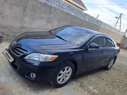 Toyota Camry 2010 года за 7 700 000 тг. в Шымкент – фото 2