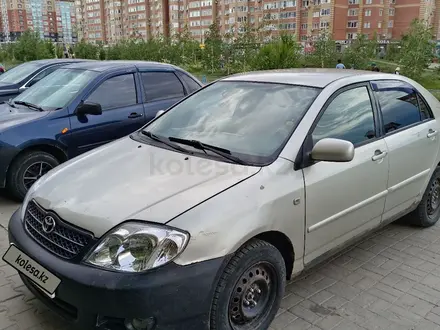 Toyota Corolla 2004 года за 2 200 000 тг. в Актобе – фото 5