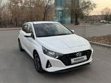 Hyundai i20 2023 года за 7 500 000 тг. в Караганда
