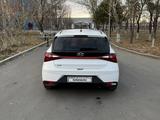 Hyundai i20 2023 года за 7 500 000 тг. в Караганда – фото 3