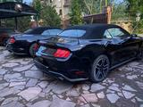 Ford Mustang 2023 года за 17 600 000 тг. в Астана – фото 2
