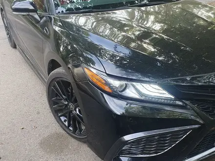 Toyota Camry 2022 года за 16 900 000 тг. в Усть-Каменогорск – фото 18