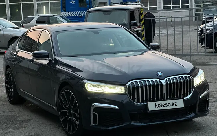 BMW 740 2016 года за 24 000 000 тг. в Караганда