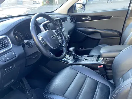 Kia Sorento 2019 года за 11 500 000 тг. в Алматы – фото 9