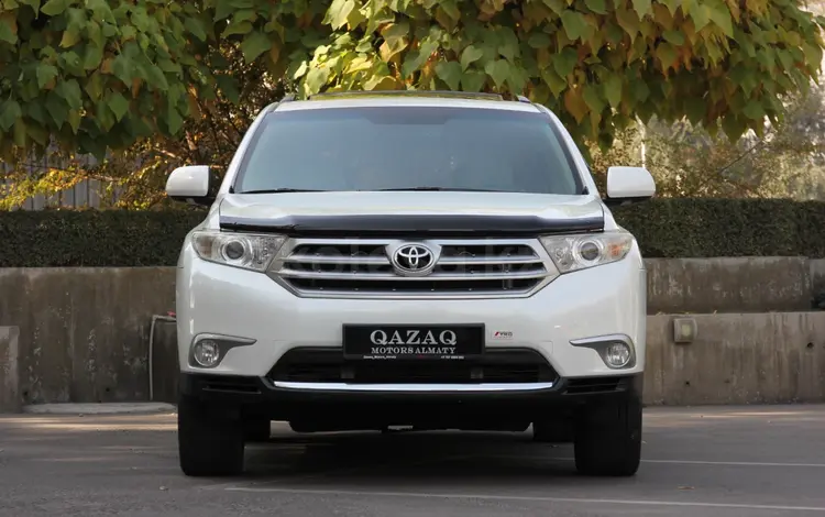 Toyota Highlander 2013 годаүшін14 500 000 тг. в Алматы