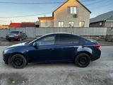Chevrolet Cruze 2011 годаfor2 000 000 тг. в Атырау – фото 4
