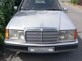 Mercedes-Benz E 220 1993 годаүшін1 780 000 тг. в Алматы – фото 2