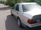 Mercedes-Benz E 220 1993 годаүшін1 780 000 тг. в Алматы – фото 4