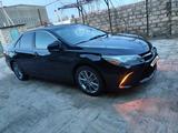 Toyota Camry 2015 года за 11 000 000 тг. в Жанаозен – фото 2