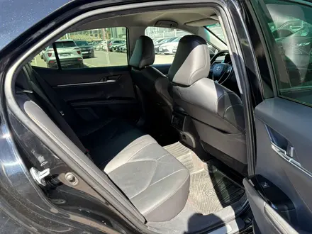Toyota Camry Elegance 2020 года за 12 200 000 тг. в Астана – фото 26