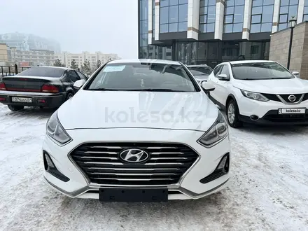 Hyundai Sonata 2018 года за 8 500 000 тг. в Астана