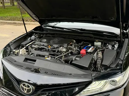 Toyota Camry 2022 года за 15 900 000 тг. в Алматы – фото 21