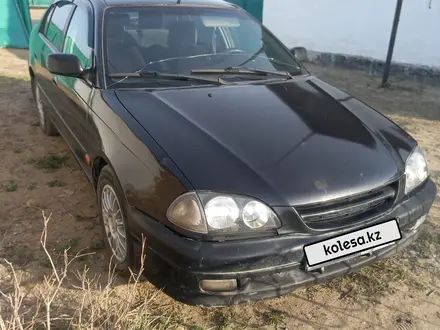 Toyota Avensis 1998 года за 2 100 000 тг. в Павлодар – фото 2