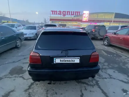 Volkswagen Golf 1994 года за 1 500 000 тг. в Алматы – фото 4