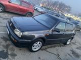 Volkswagen Golf 1994 года за 1 500 000 тг. в Алматы