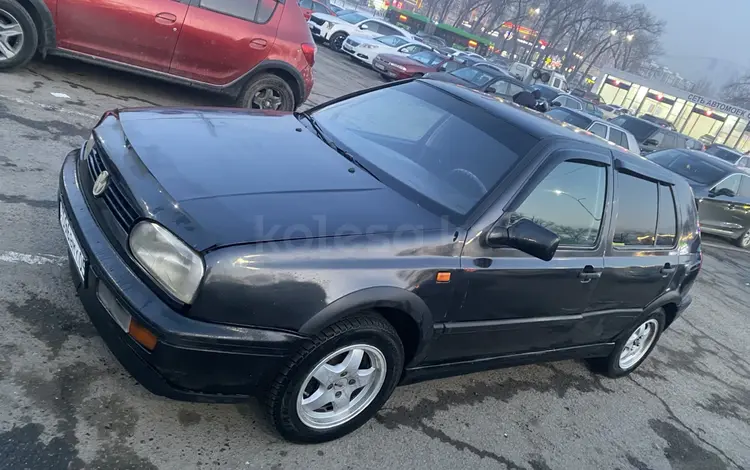 Volkswagen Golf 1994 годаүшін1 500 000 тг. в Алматы