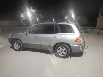 Hyundai Santa Fe 2001 года за 3 000 000 тг. в Актау – фото 4