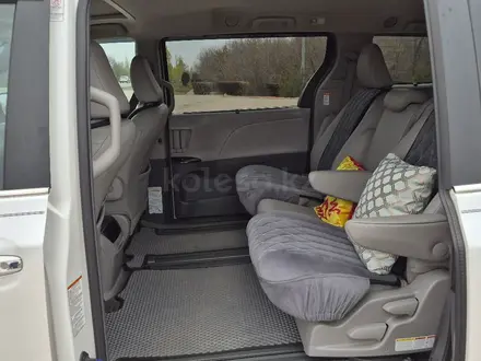 Toyota Sienna 2015 года за 9 000 000 тг. в Уральск – фото 6