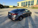 Hyundai Elantra 2018 года за 5 600 000 тг. в Актобе – фото 5