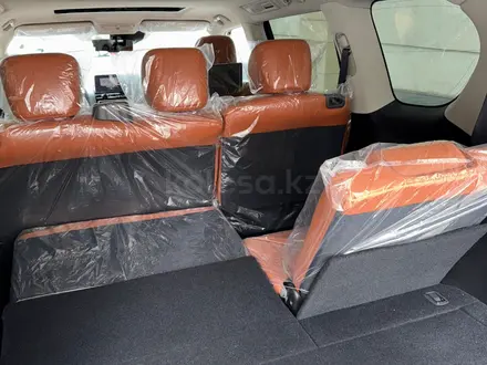 Nissan Patrol Platinum+ 2024 года за 44 900 000 тг. в Алматы – фото 15