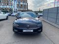 Volkswagen Passat 2021 года за 13 500 000 тг. в Астана