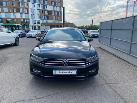 Volkswagen Passat 2021 года за 13 500 000 тг. в Астана