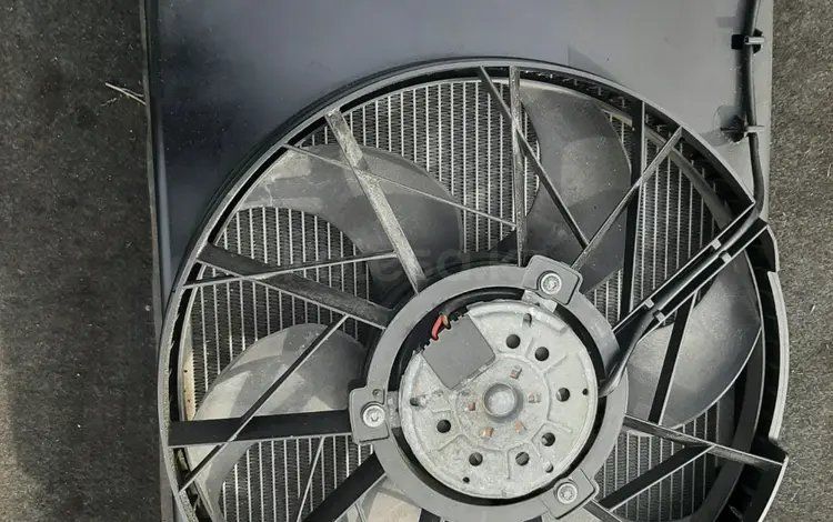 Вентилятор охлаждения диффузор Mercedes a160 w168үшін25 000 тг. в Семей